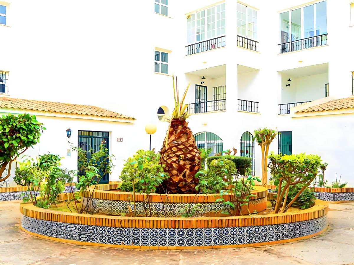 Apartamento Junto El Mar Con Piscina كونيل ذي لا فرونتيرا المظهر الخارجي الصورة