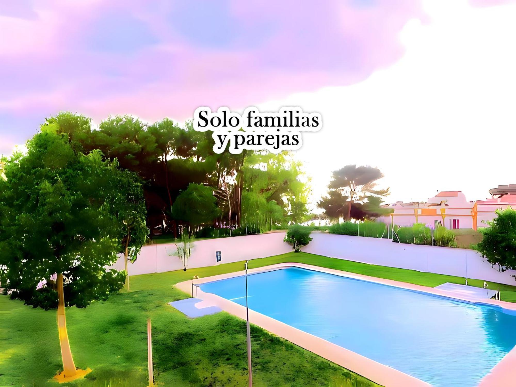 Apartamento Junto El Mar Con Piscina كونيل ذي لا فرونتيرا المظهر الخارجي الصورة
